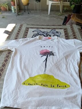 BEAMS WHITE HAITI T-SHIRT